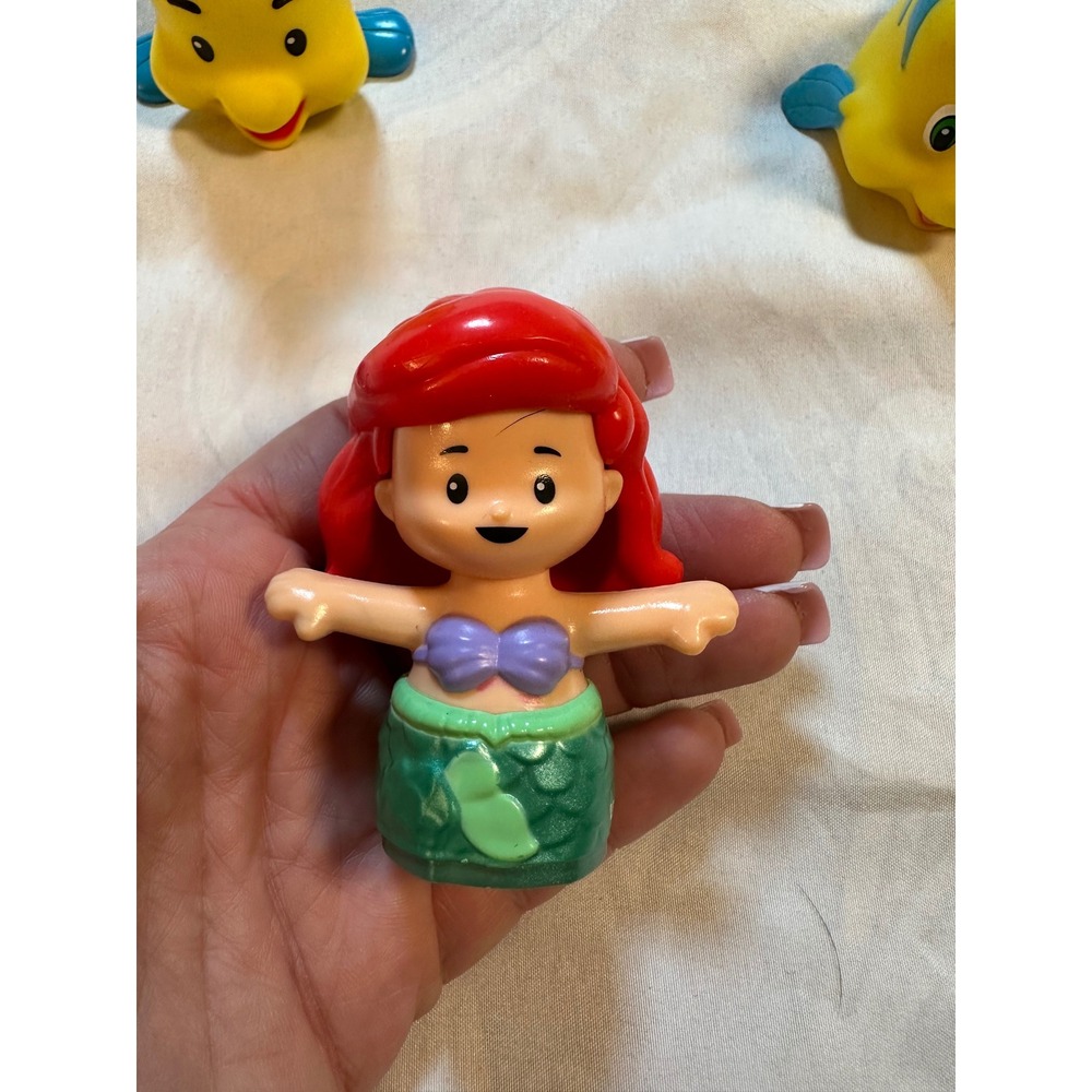 Fisher Price Little People Disney Princess Ariel & Flounder Figures GXV51 2021